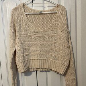 Me to We Cable sweater Size Small